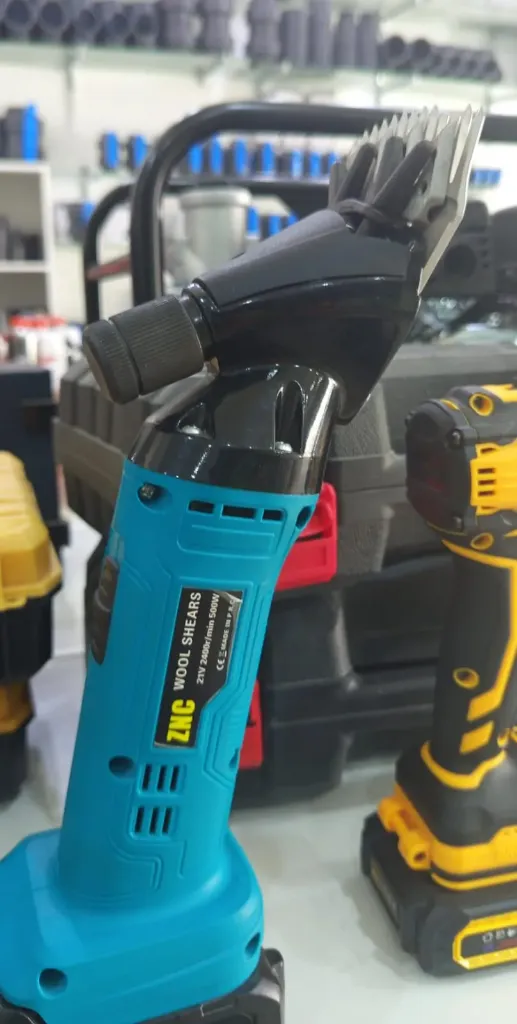 [2405002629] SHEEP HAIR CUTTER BATTERY